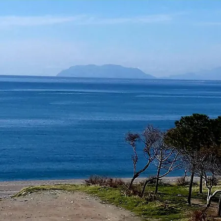 Milazzo Beach 米拉佐